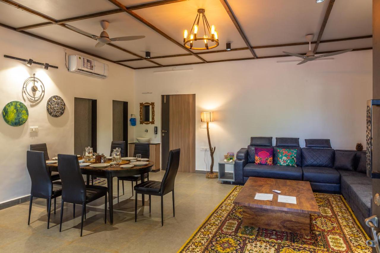 Saffronstays Apricus Farm, Karjat Exteriér fotografie