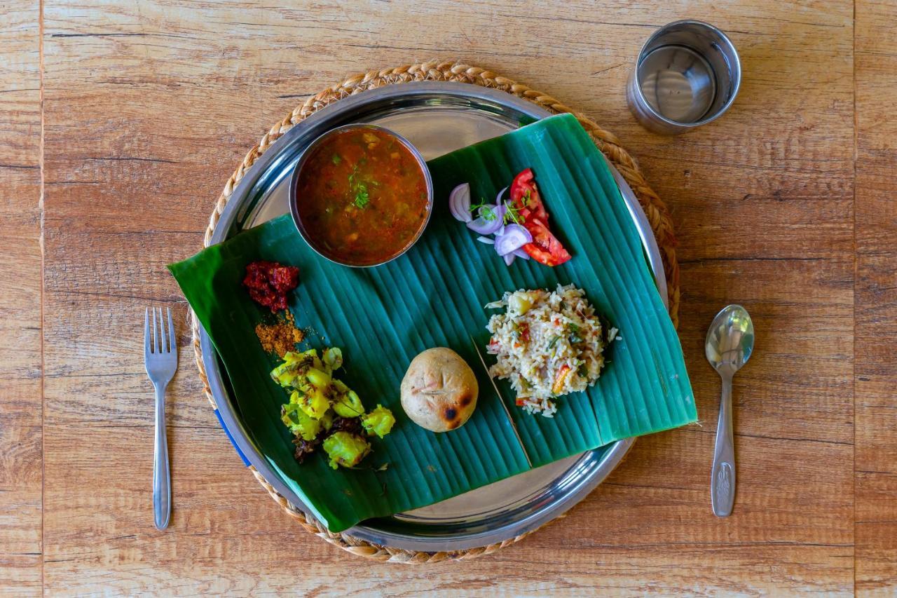 Saffronstays Apricus Farm, Karjat Exteriér fotografie