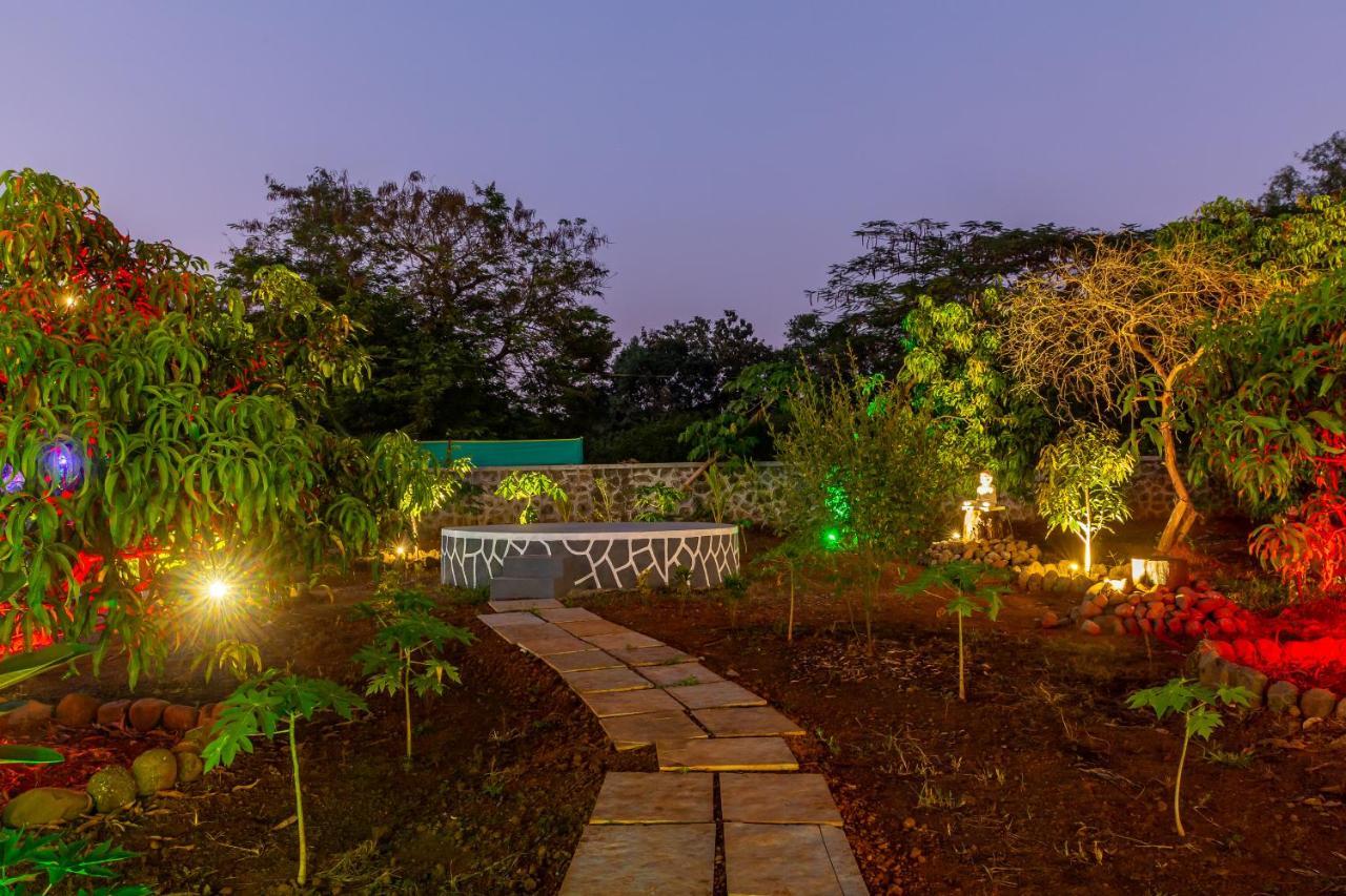 Saffronstays Apricus Farm, Karjat Exteriér fotografie