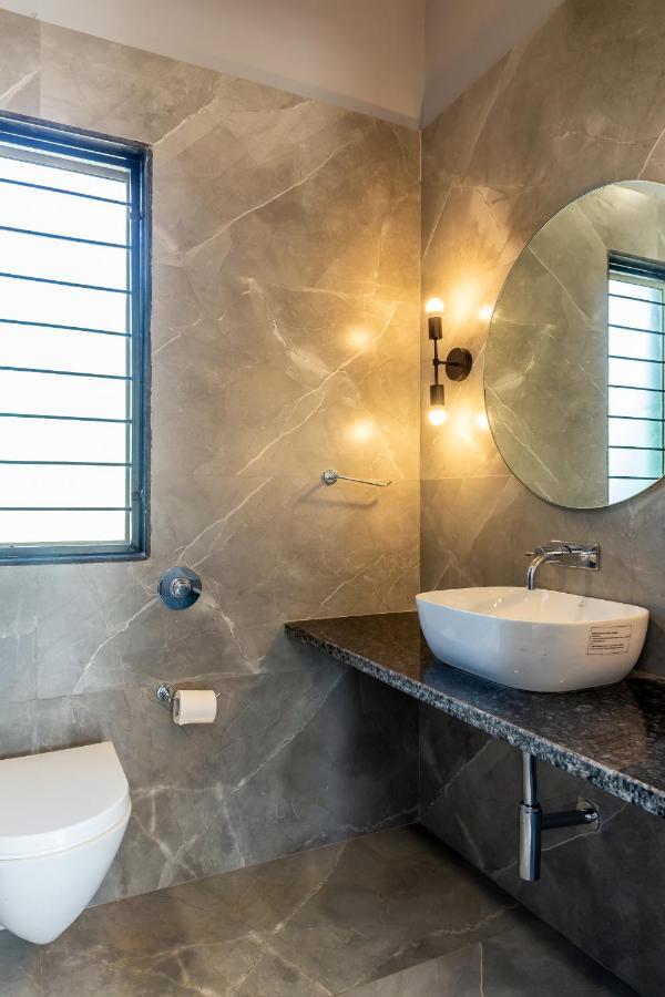 Saffronstays Apricus Farm, Karjat Exteriér fotografie
